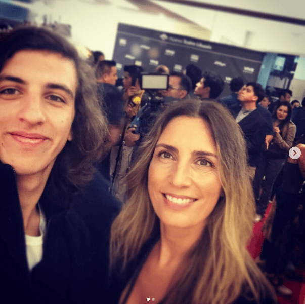 “Está con la música, estudiando música. Afortunadamente dos chavos súper talentosos”, aseveró la celebridad en 2019.