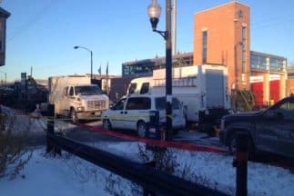 Constructores rompieron una línea de gas en la cuadra 2300 al sur de la avenida Kedzie. 