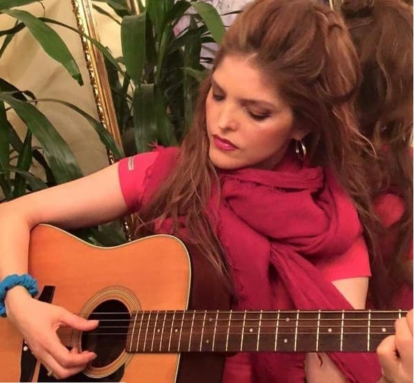 <b>Es compositora: </b>entre sus canciones se encuentran los temas ‘Lo Busqué’, ‘Bandido’ y ‘Loca’.