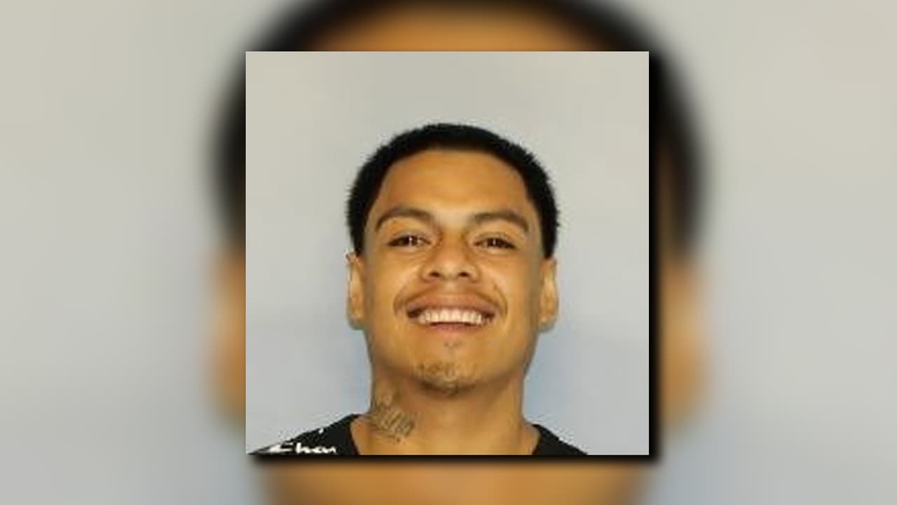 Juan Carlos Carrillo López, de 26 años, fue acusado de violar la Ley de Organizaciones Influenciadas y Corruptas de los Estafadores de Georgia y fue arrestado después de una parada de tráfico el miércoles 23 de septiembre.