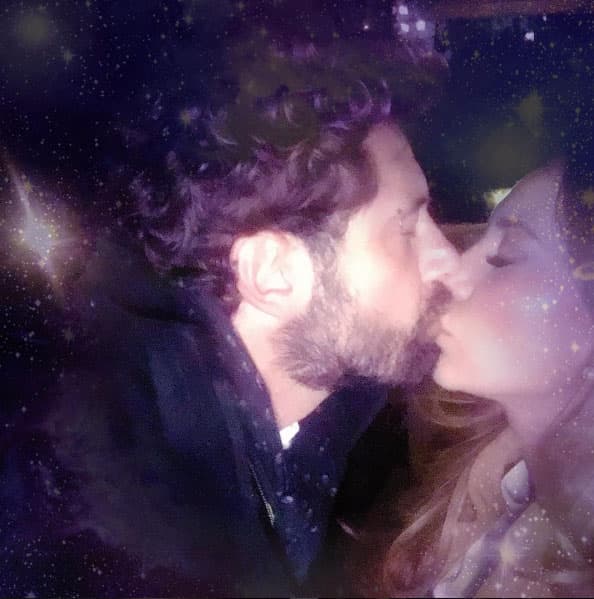 Otros que comenzaron el 2017 derrochando amor fueron Gabriel Soto y Geraldine Bazán.