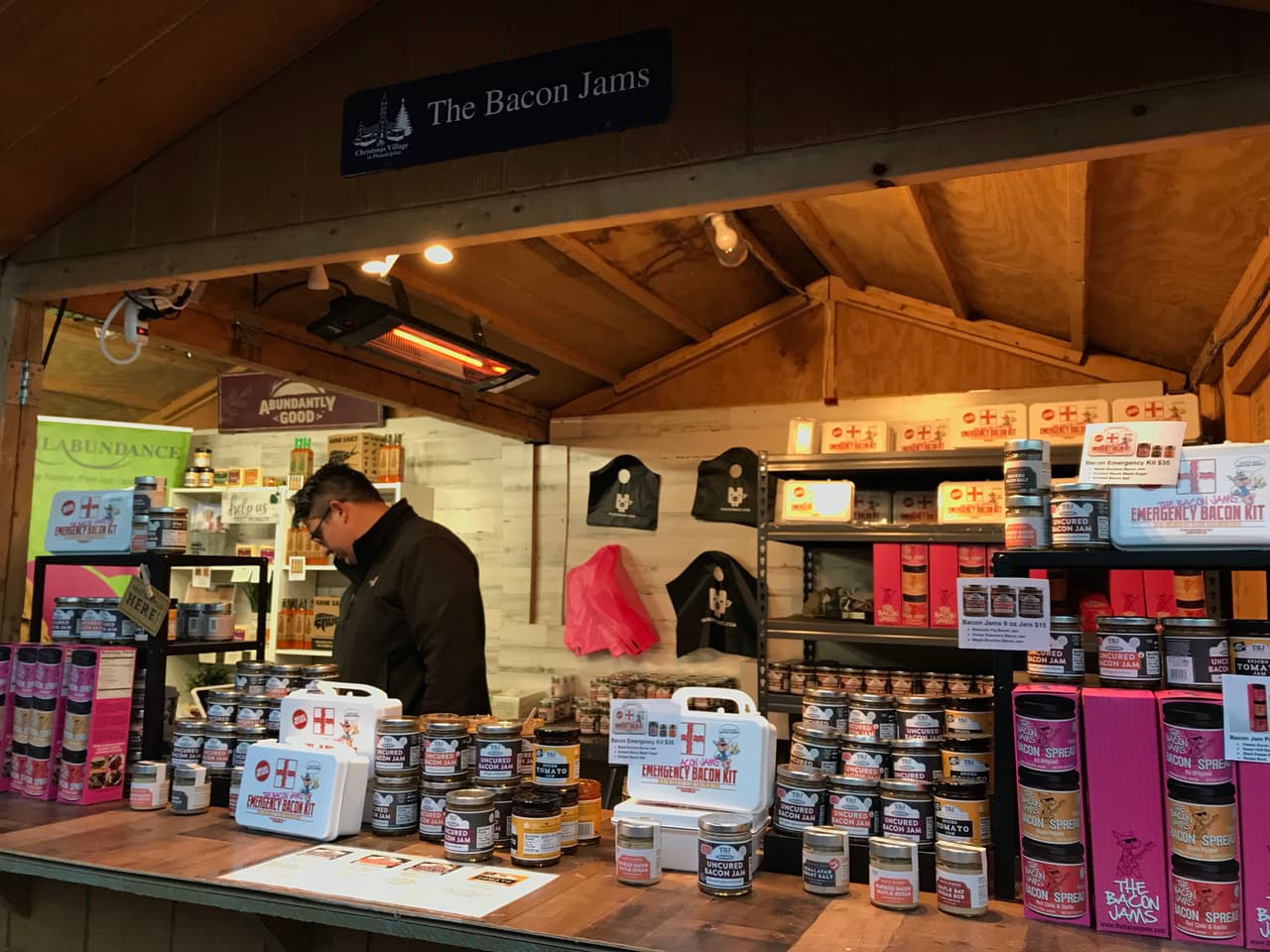 Algunos deciden obsequiar algo diferente, como jaleas de tocineta.