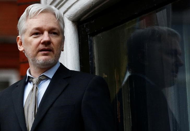 La fiscalía sueca interroga a Assange por primera vez desde que se refugió en la embajada ecuatoriana 