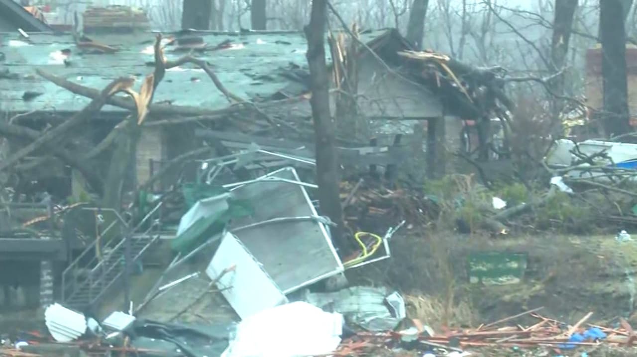 Declaran estado de emergencia en Kankakee tras el paso de un tornado