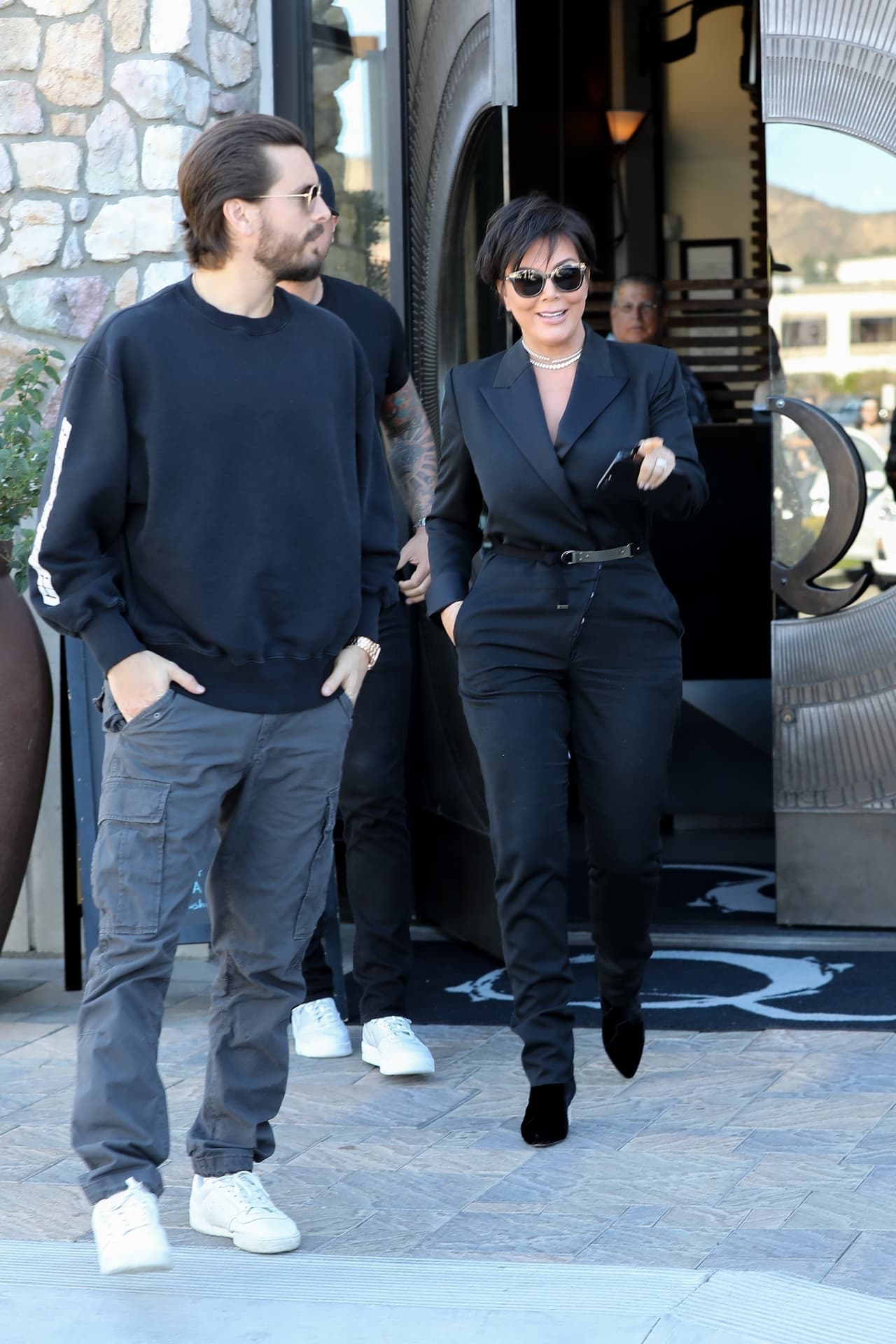 El progenitor de Mason, Penelope y Reign es novio de Sofia Richie, de 19 años, desde hace por lo menos seis meses.