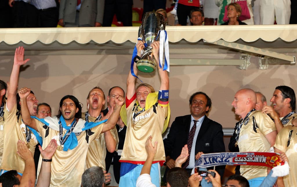 Cruyff marcó en el triunfo 1-3 del Ajax y Glasgow y McDonald marcó en la vuelta para el 2-3 final, quedando los neerlandeses como triunfadores.