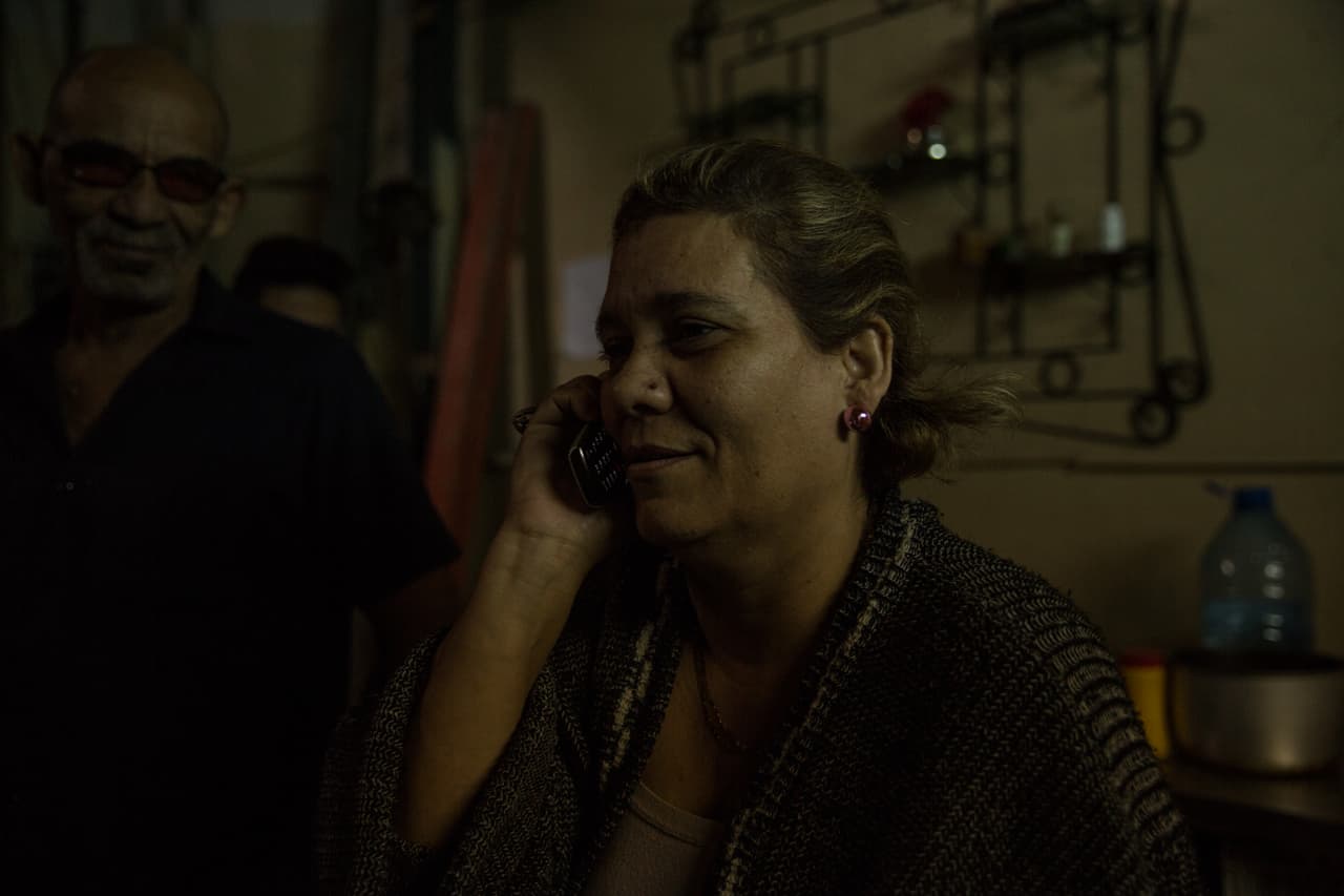 Yohamna habla con su familia en Florida, tras escuchar el discurso de Obama