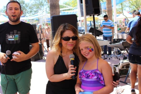 Una tremenda "Fiesta de Verano" disfrutaron cientos de personas en "Wet 'n' Wild, donde estuvieron presentes los talentos de nuestras emisoras de Uforia. 