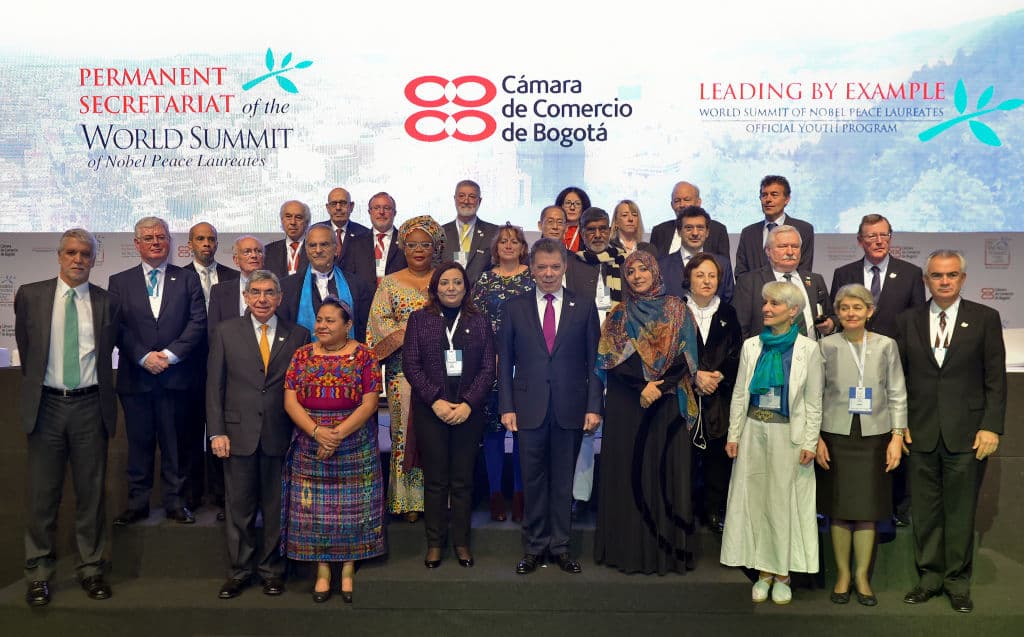 Cumbre de premios Nobel de la Paz en Bogotá, Colombia