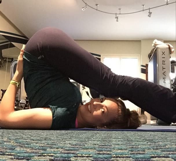 Es común que la diva latina nos sorprenda con estas poses. No cabe duda, además de nominada es multifacética.