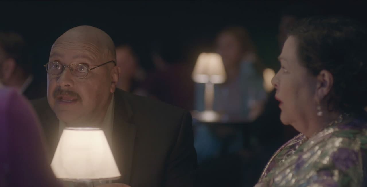 En esta serie da vida a la madre de Pete Salgado, el manager de Jenni Rivera.