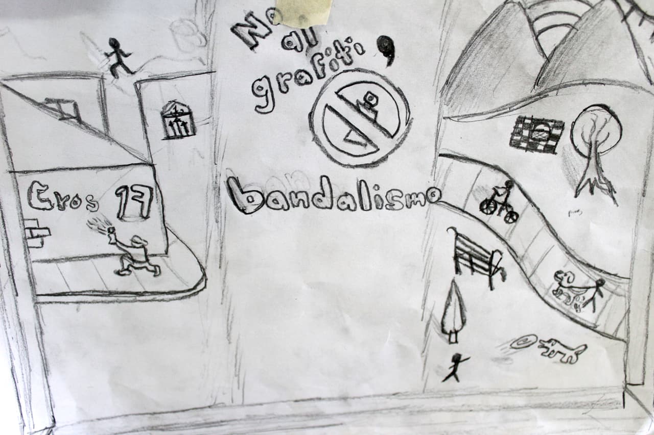 <b>La violencia y el vandalismo a la izquierda, la paz y la armonía a la derecha. </b>Según el CICR los propios docentes no están exentos de presentar afectaciones psicológicas y psicosociales.