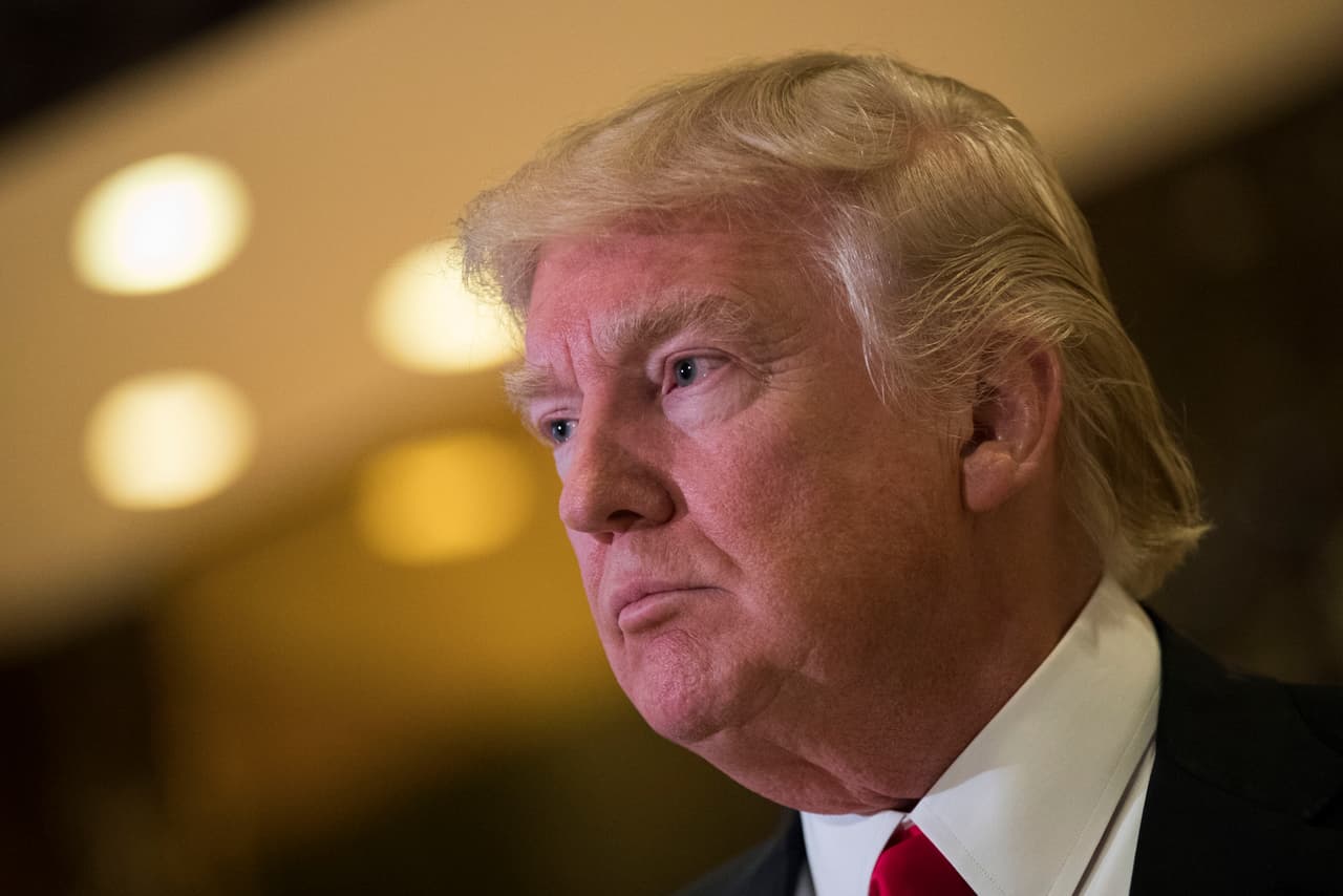 Trump amenaza a BMW con impuesto fronterizo por autos construidos en México