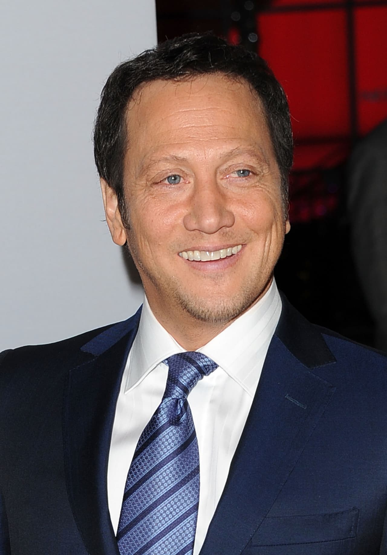 El comediante Rob Schneider es padre de una reconocida cantante.