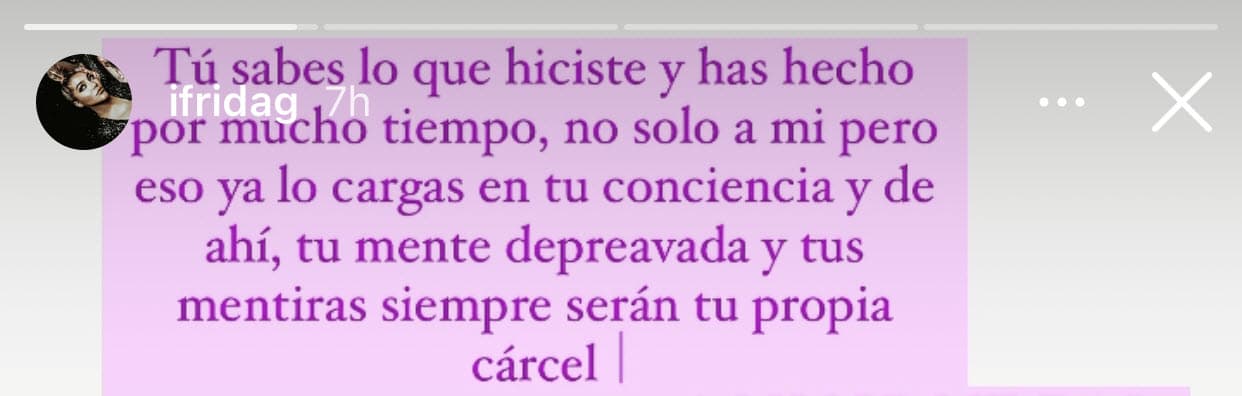 "
<b><a href="https://www.univision.com/famosos/enrique-guzman-videos-veronica-castro-tras-acusaciones-frida-sofia" target="_blank">Tú sabes lo que hiciste</a></b> y (lo) has hecho por mucho tiempo", escribió la hija de 'La Guzmán' sobre la publicación que muestra una imagen de su abuelo. Además, aseguró que no solo ella ha sido su presunta víctima y calificó la mente del cantante como "depravada", misma que también, alegó, será su "propia cárcel". 
<br>