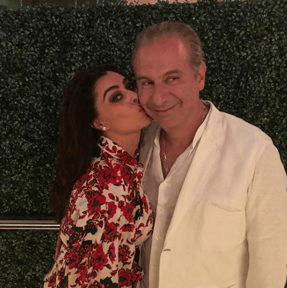 Entrevistada por el periódico El Universal, Leticia Calderón reveló que su exesposo Juan Collado organizó el festejo para Luciano y la pareja de él, la actriz 
<b><a href="https://www.univision.com/temas/yadhira-carrillo" target="_blank">Yadhira Carrillo</a></b>, estuvo invitada.