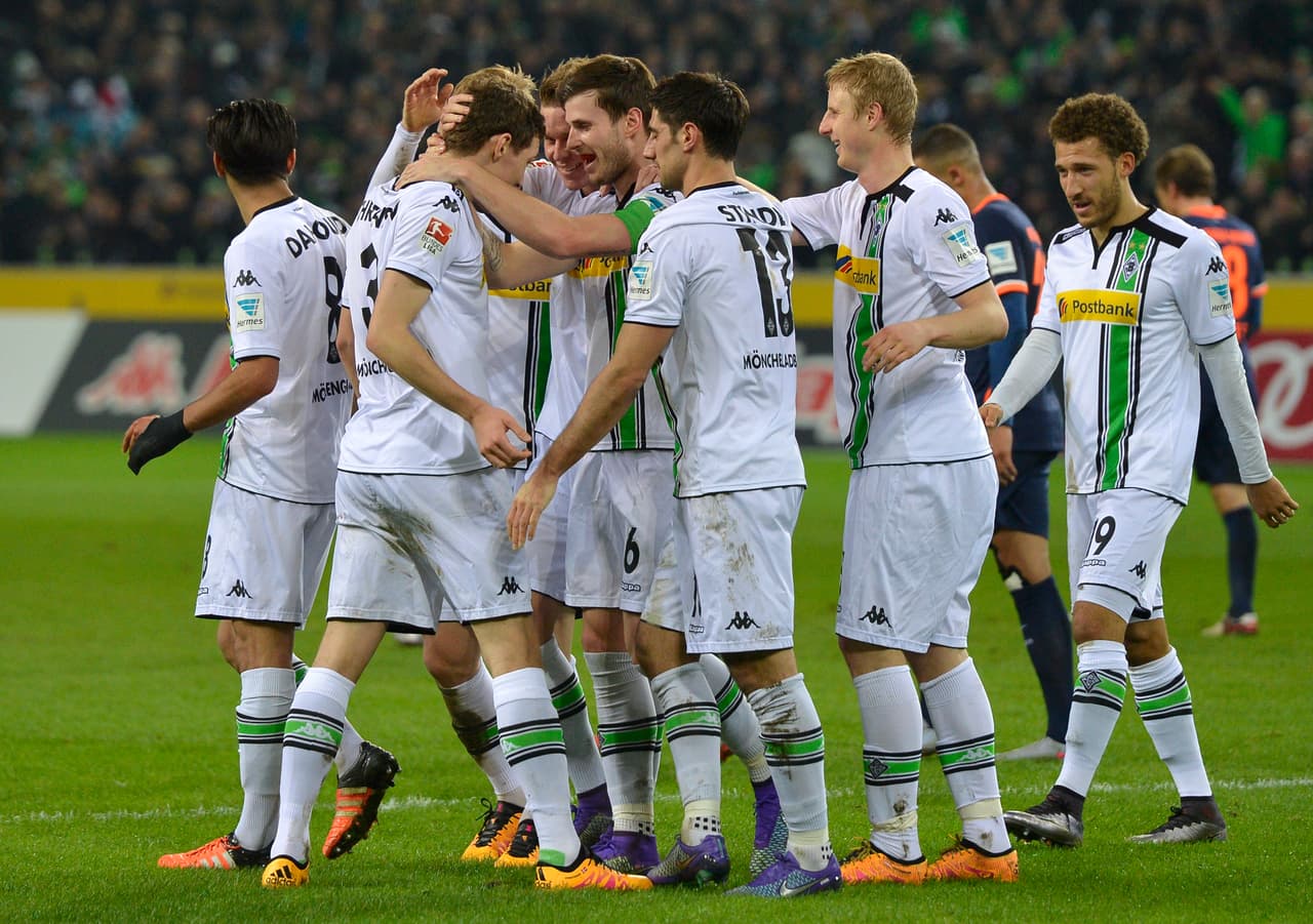 El Borussia Moenchengladbach aplastó 5-1 a un débil Werder Bremen