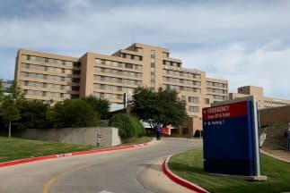 El Hospital Presbiteriano de Dallas pasó de ser un exclusivo hospital para ricos a estar en el ojo del huracán por el ébola. 