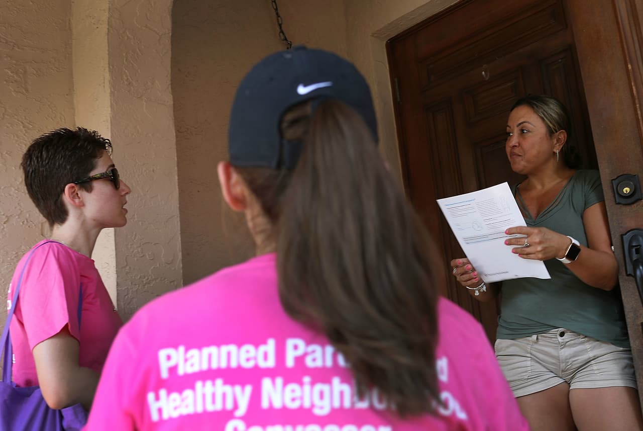 'Planned Parenthood Promotoras' Provide Vital Health Care to the Latino Community
