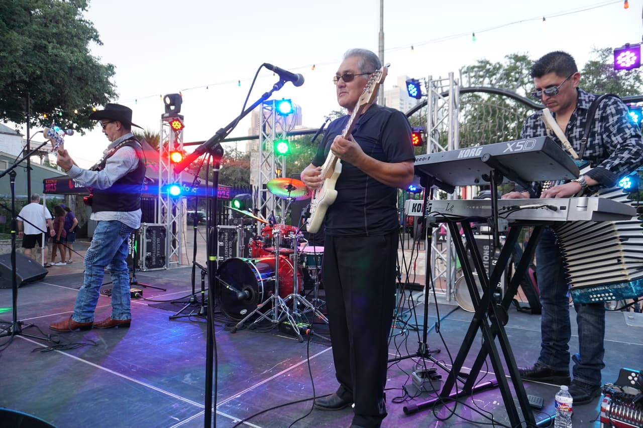 Ram Herrera, Los Banger Broz and Jorge Alejandro took the stage inside La Villita.