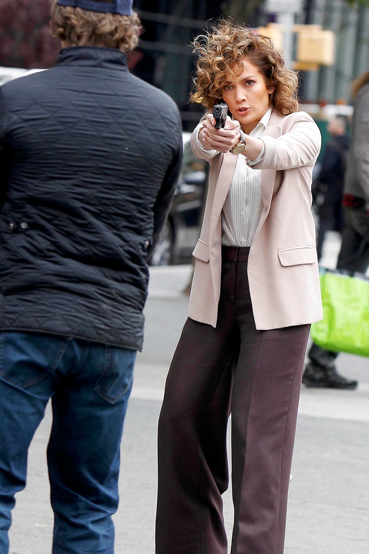 Sin duda JLo es una mujer con mucha batería, actúa, canta y además es una excelente mami.