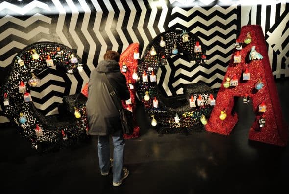 La estrella musical demandó a Excite Worldwide LLC. La querella sostiene que la compañía solicitó, sin su permiso, registrar como marca los nombres "Lady Gaga" y "Lady Gaga LG" para maquillaje y artículos decorativos.