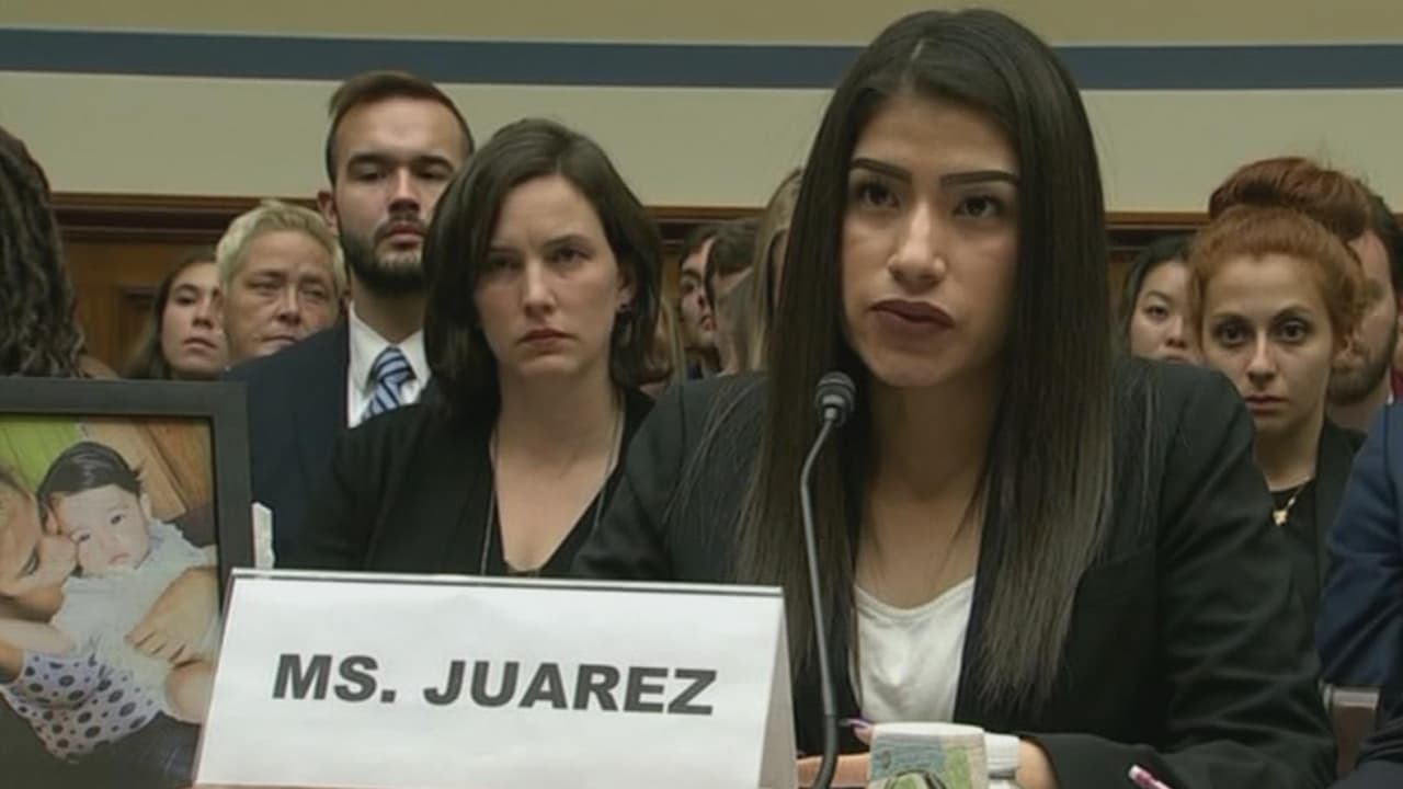 "Vi a mi niña morir lenta y muy dolorosamente": una madre denuncia en el Congreso la "negligencia" con que ICE atendió a su bebé enferma