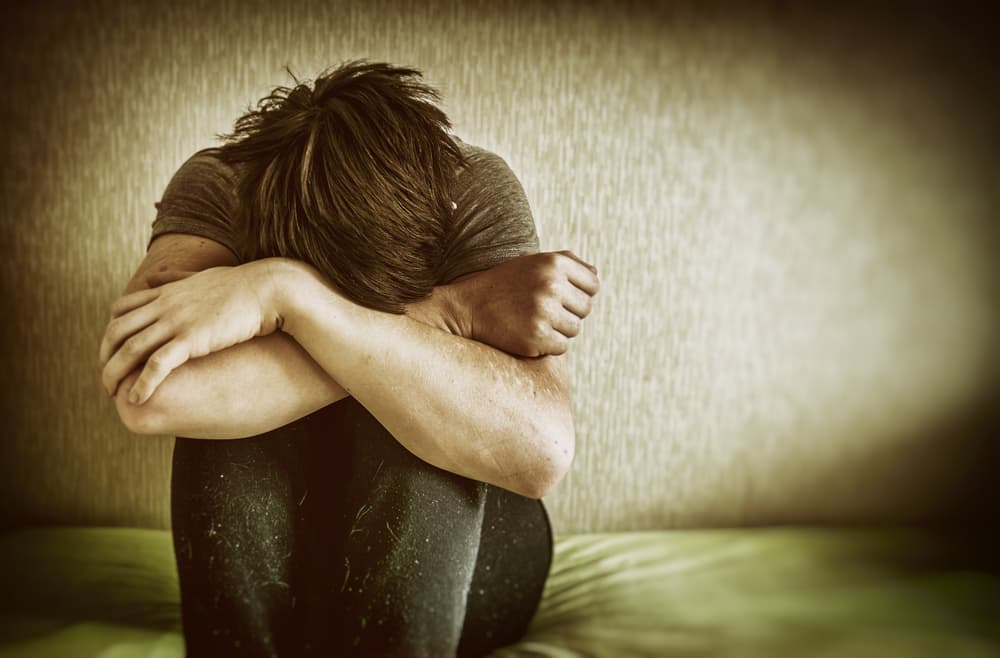 Pero a veces tiendes a la depresión, a períodos de tristeza al pensar en lo que no has podido conseguir, o en un amor ausente, o en situaciones fuera de tu control.
<br>
<br>Profesor Zellagro