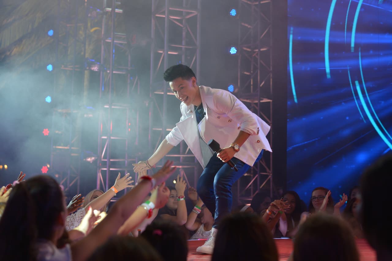 Los jueces criticaron la arrogancia de Ryan pero las FANS aplaudieron su style. Laura lo bajó de la nube y Sanz le dijo que las estrellas viven en el cielo.