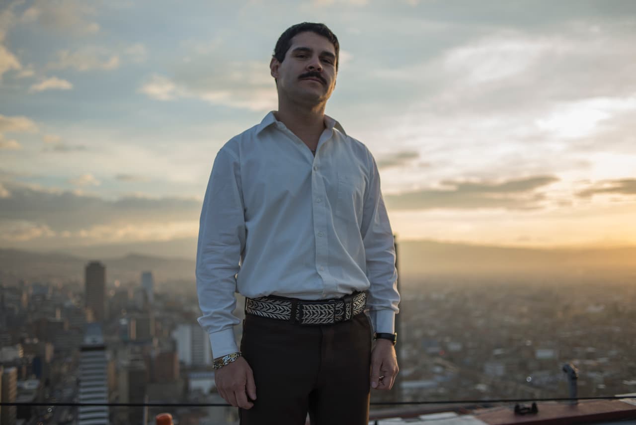 The agreed time to transport the drug from Colombia to the United States was 48 hours. Finally, he made it and astonished the drug lords, climbing into the spheres of drug trafficking.