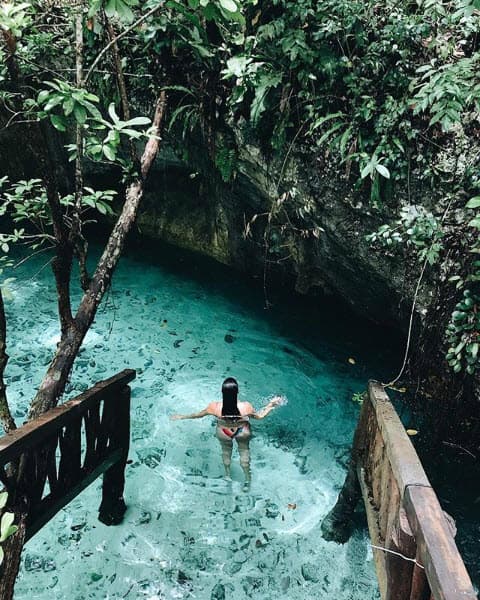 Nicolle también ha publicado fotografías de esta aventura: "Grand Cenote", se puede leer en Instagram junto a esta imagen.