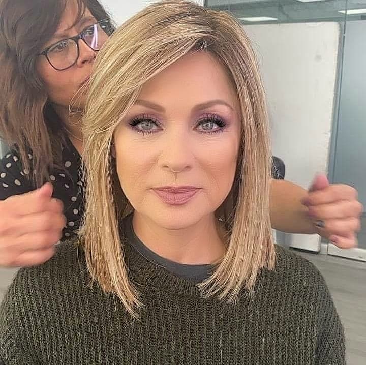 Leticia Calderón tenía unas cuantas semanas de haber ido al salón de belleza para arreglarse el cabello de esta forma, lo que la hacía lucir con algunos años menos.