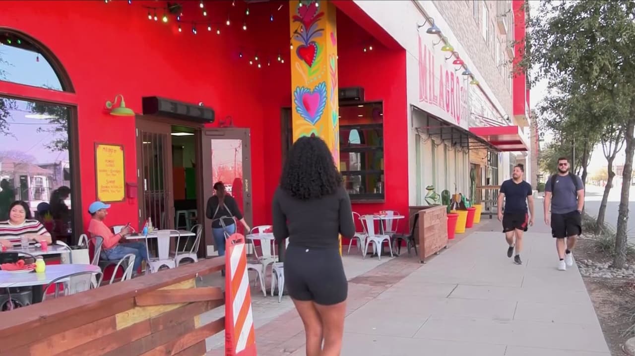 Choque en taquería de West Dallas reaviva alerta por conductores ebrios