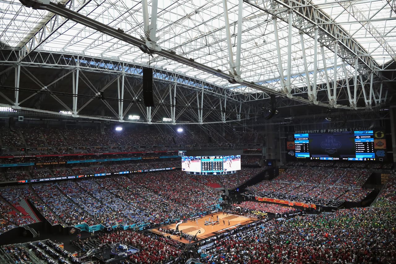 El básquetbol universitario de la NCAA demostró una vez ser uno de los eventos de mayor afluencia entre los seguidores del deporte en Estados Unidos, que esperan conocer al campeón este lunes.