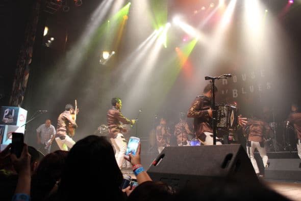 La Trakalosa de Monterrey prendió la fiesta del VIP Tour de Premios Juventud la noche del jueves en el House of Blues ¡Nos dejaron borrachos de amor por ellos!