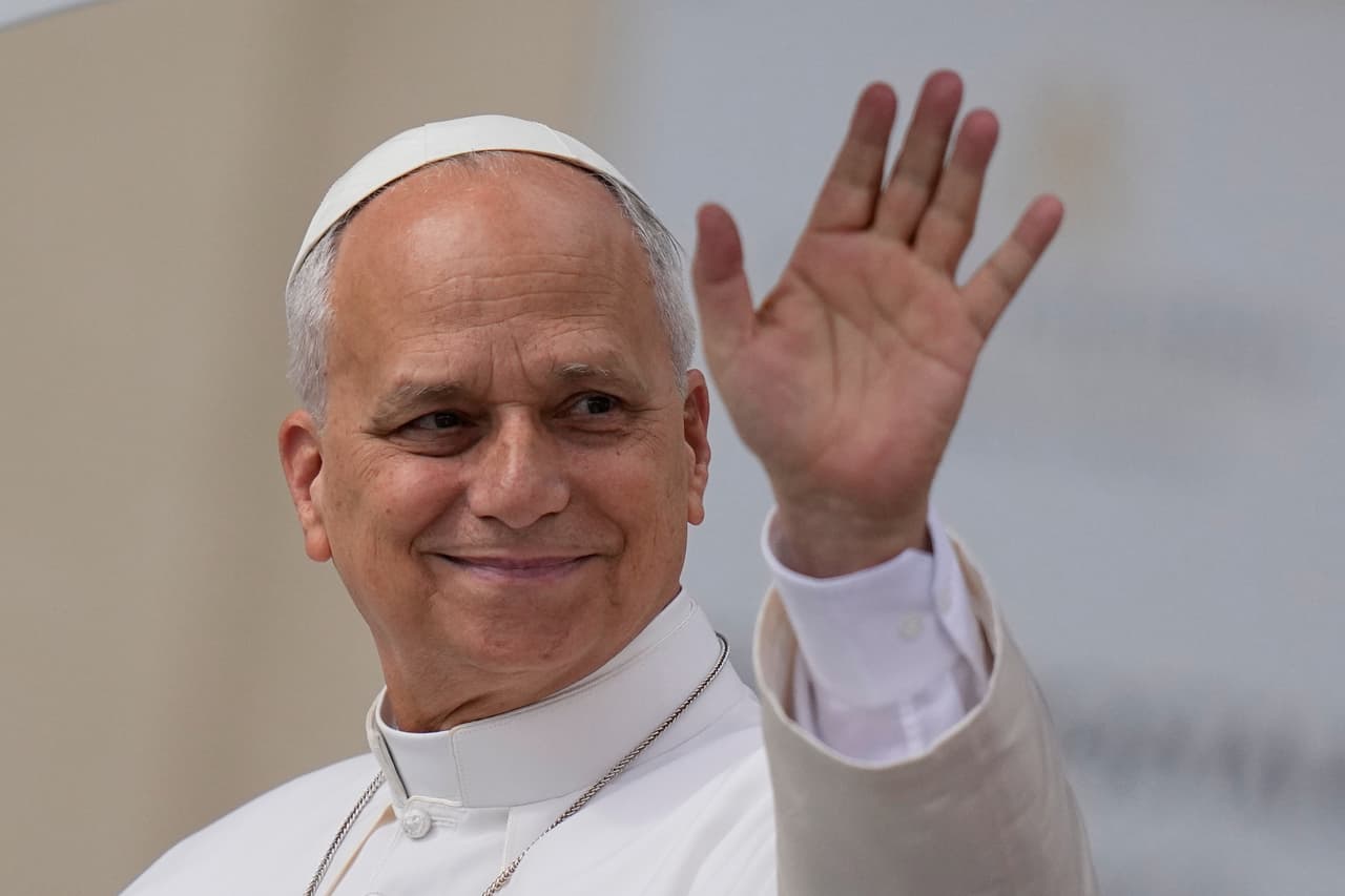 El papa León XIV crea grupo sobre inteligencia artificial y prepara encíclica sobre ética
