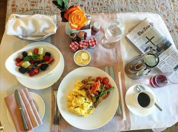 Una alimentación balanceada es fundamental para Thalía, pues requiere estar al 100 para cumplir con su apretada agenda.