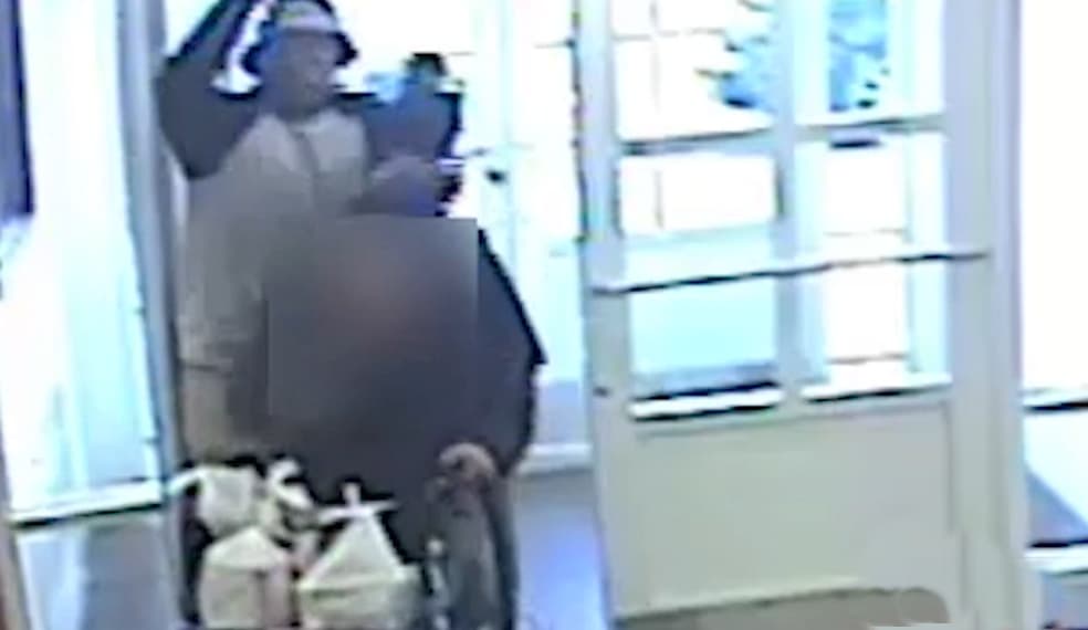 Lobo se disfraza de oveja para asaltar a un anciano sobreviviente de cáncer en Manhattan