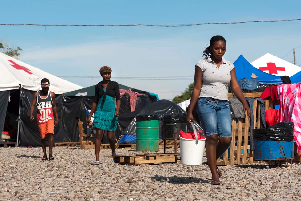 Ya en América, trataban de avanzar por vía terrestre hasta EEUU, pero la decisión de Nicaragua de cerrar su frontera con Costa Rica a finales del año pasado por la crisis migratoria cubana hizo que muchos de ellos se quedaran atrapados en ese país centroamericano.