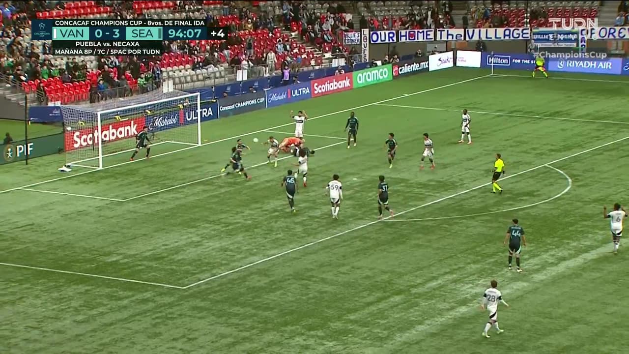 ¡TIRO ATAJADO! disparo por Sebastian Berhalter.