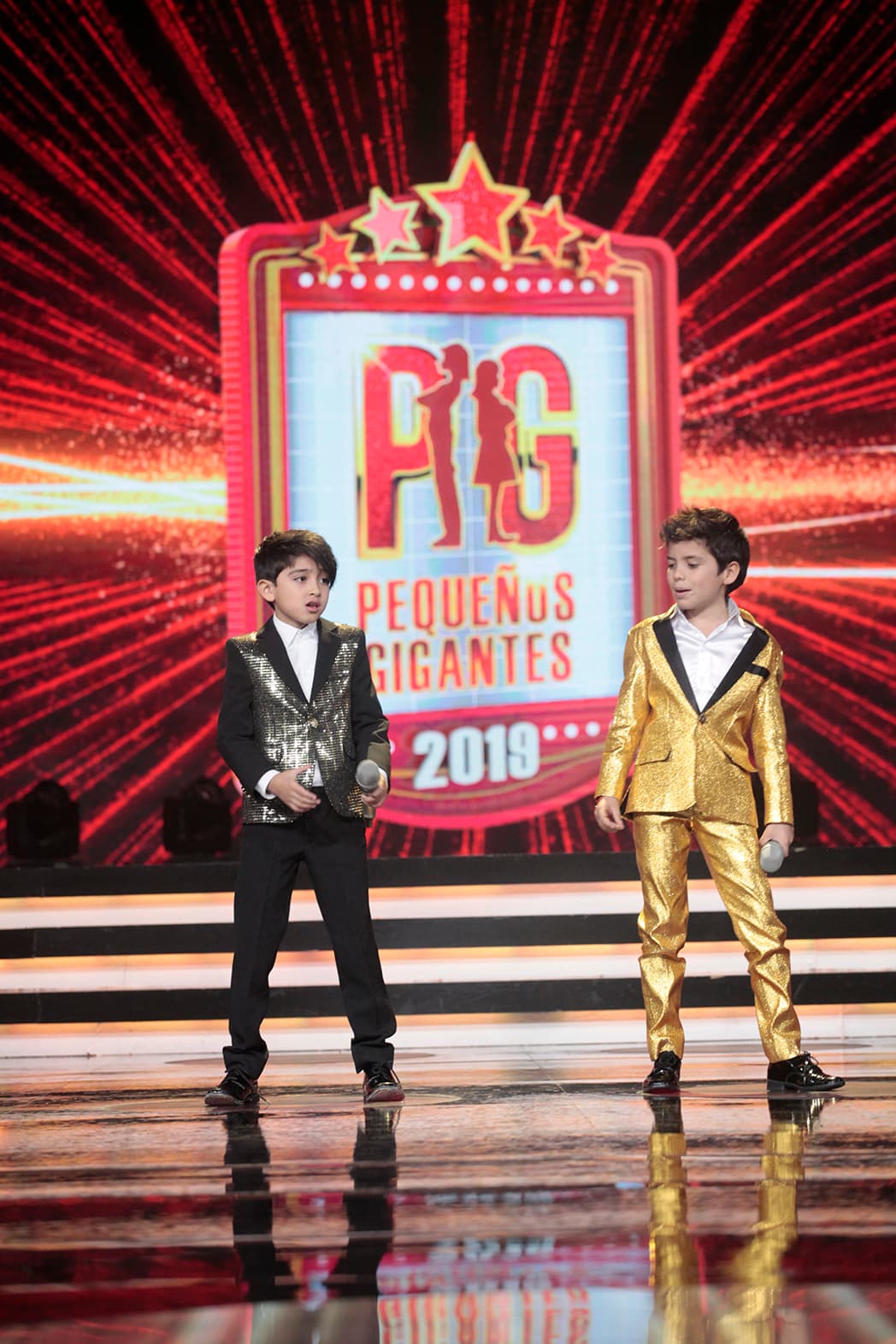 En la semifinal de Pequeños Gigantes 2019 hubo dos duelos de canto. El ganador de cada enfrentamiento se llevaría tres puntos extra para su escuadrón.