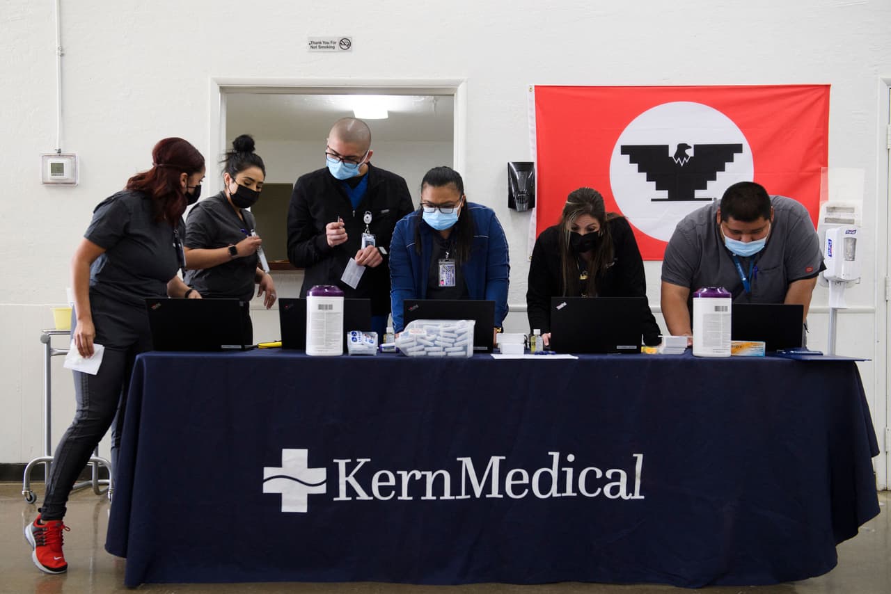  Los casos de Covid aumentan en Kern, ¿sabes dónde vacunarte y hacerte la prueba?