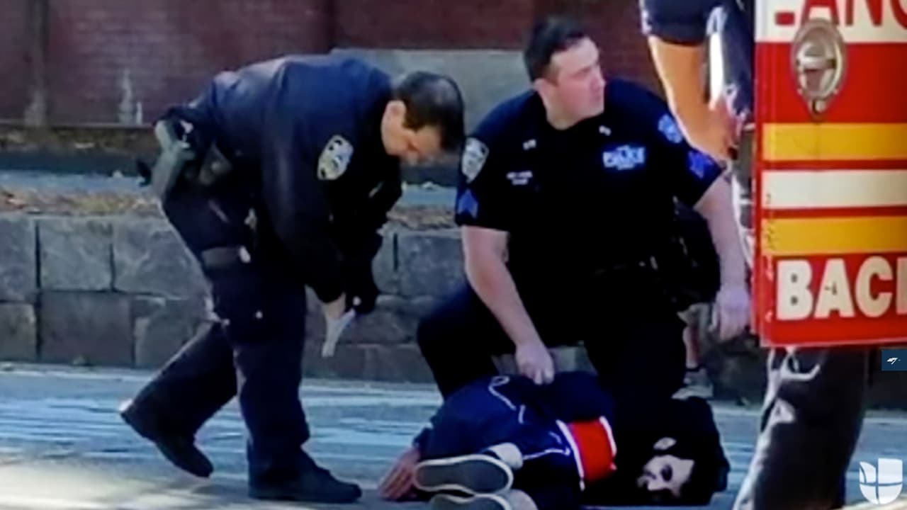 El presunto autor del atentado nació en Uzbekistán, un país predominantemente musulmán en Asia Central que era parte de la ex Unión Soviética. La imagen es una captura de video del momento del arresto.