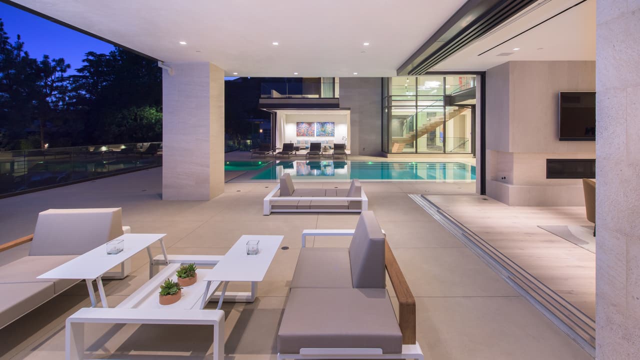 Es muy probable que tanto Michelle Obama como el expresidente Barack Obama se muden a Los Ángeles por los diferentes proyectos que tienen a futuro con Netflix, informó TMZ.