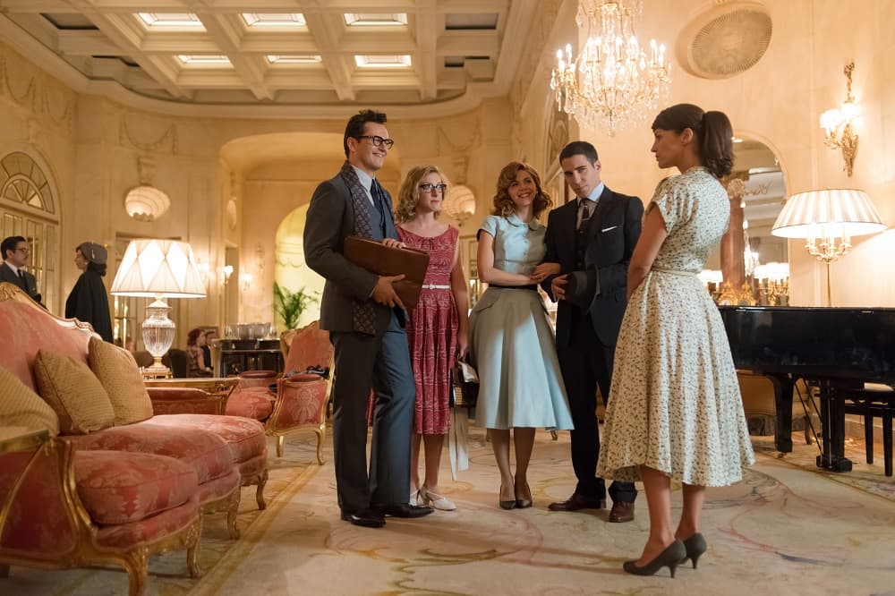 En 'Velvet' la ciudad del amor complica la vida de Alberto