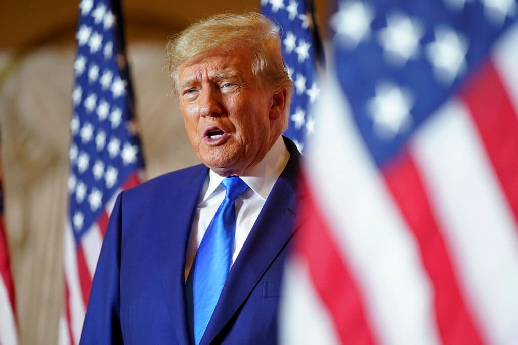 Trump acusa de "desleal" a DeSantis, su mayor ataque contra el gobernador al que muchos ven como opción presidencial republicana