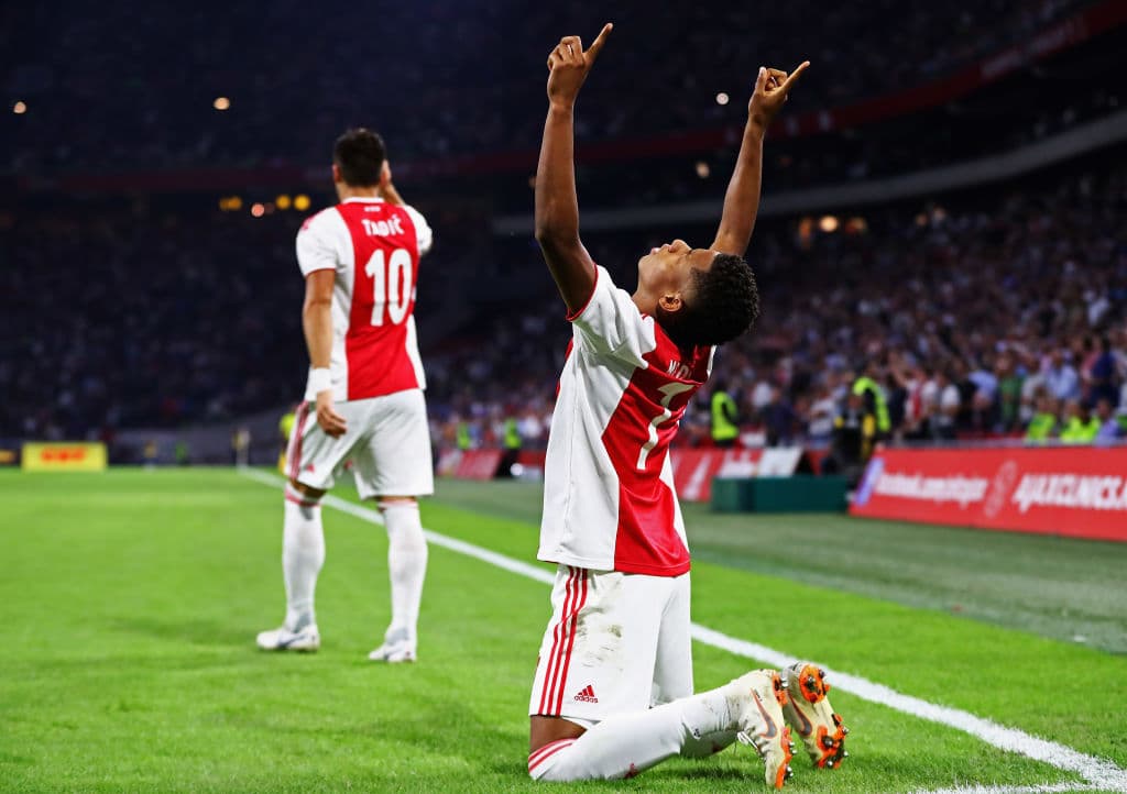 Esa fue la sentencia de la clasificación de Ajax y al tiempo la eliminación del Standard Lieja.