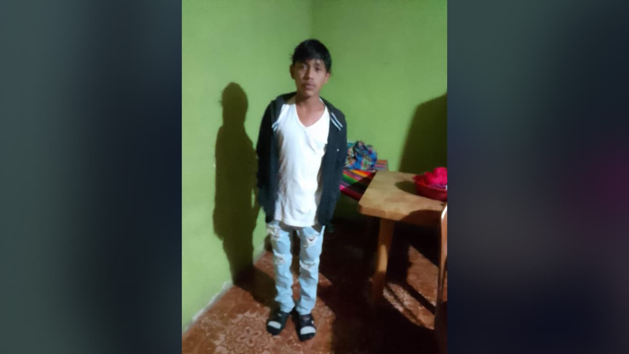 <b><a href="https://www.univision.com/local/san-antonio-kwex/pascual-melvin-guachiac-sipac-juan-wilmer-tulul-tepaz-inmigrantes-trailer-53-san-antonio" target="_blank">Pascual Melvin Guachiac</a></b>, de 13 años, murió luego de subirse al camión hallado en la carretera Quintana en San Antonio.