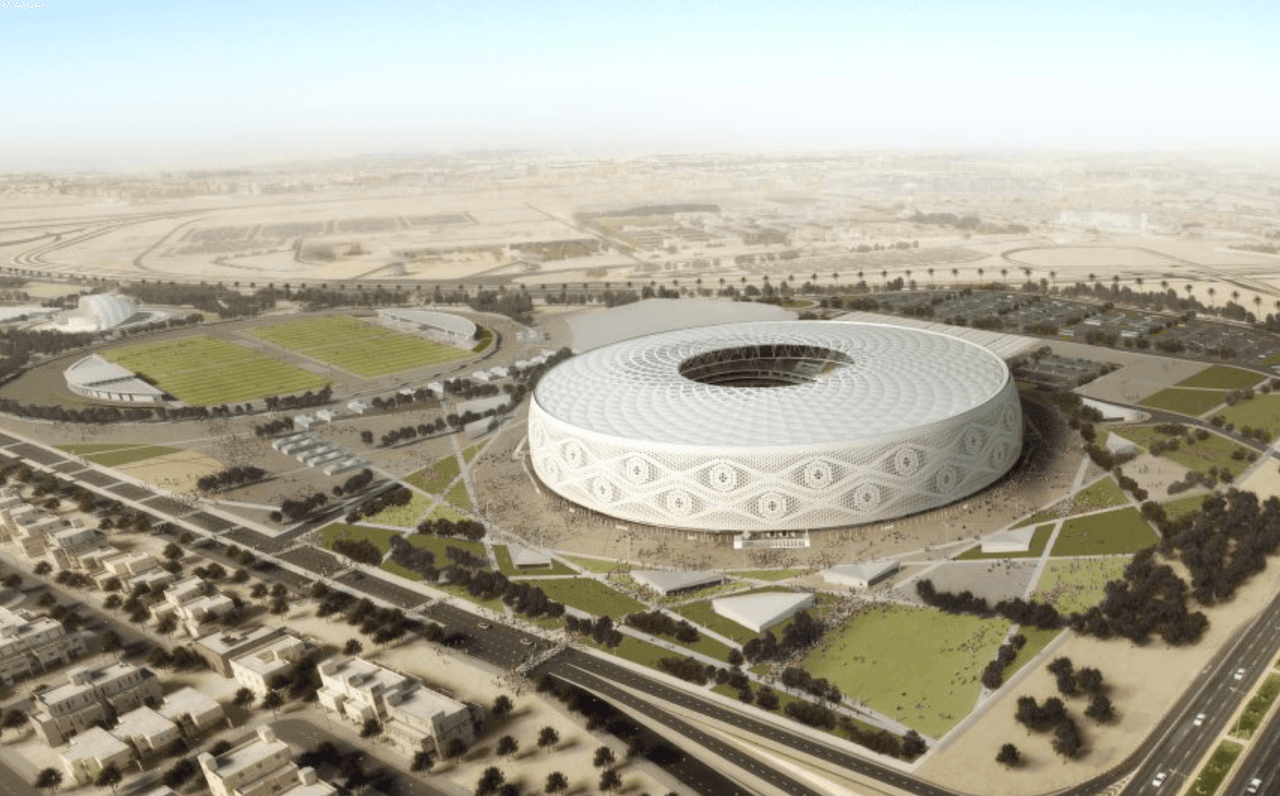 Algunos inmuebles lucen terminados, otros más están en plena construcción y en algunas tomas se aprecian las maquetas ¡Vaya Mundial nos espera!