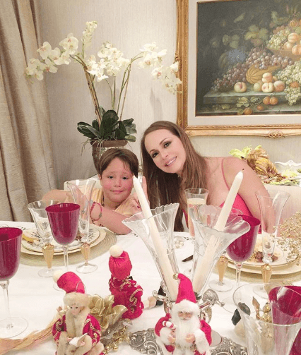 Pero la venezolana decidió criar por cuenta propia a su único hijo, a quien hemos visto crecer gracias a las publicaciones que la actriz hace en sus redes sociales.